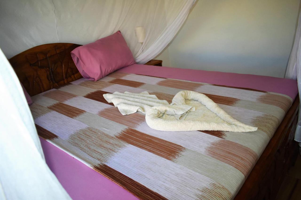 דיאני ביץ' Private Backdoor Villa With Big Swimming Pool And Services Of Chef Included מראה חיצוני תמונה