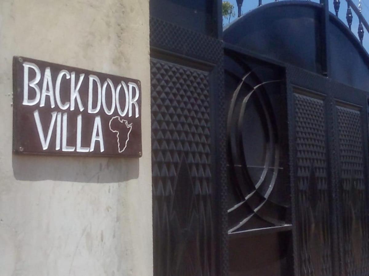 דיאני ביץ' Private Backdoor Villa With Big Swimming Pool And Services Of Chef Included מראה חיצוני תמונה